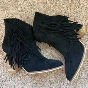 Black Bootie with Fringe, 7.5,Black